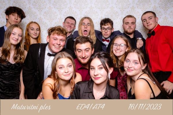 SOŠ a SOU Písek AT4 a ED4 - Fotobudka