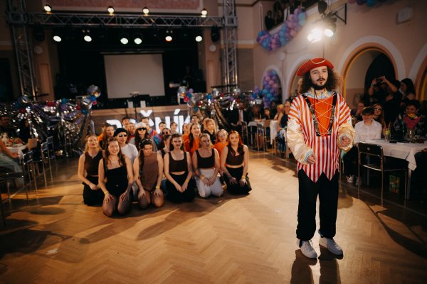 Sál Gymnázia Blovice 2025 - Dominik