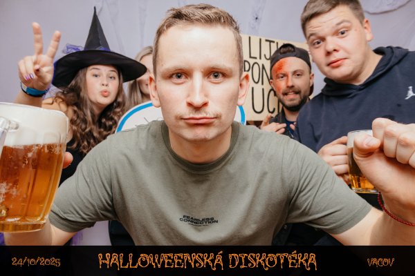 Halloweenská fotobudka Vacov 2025